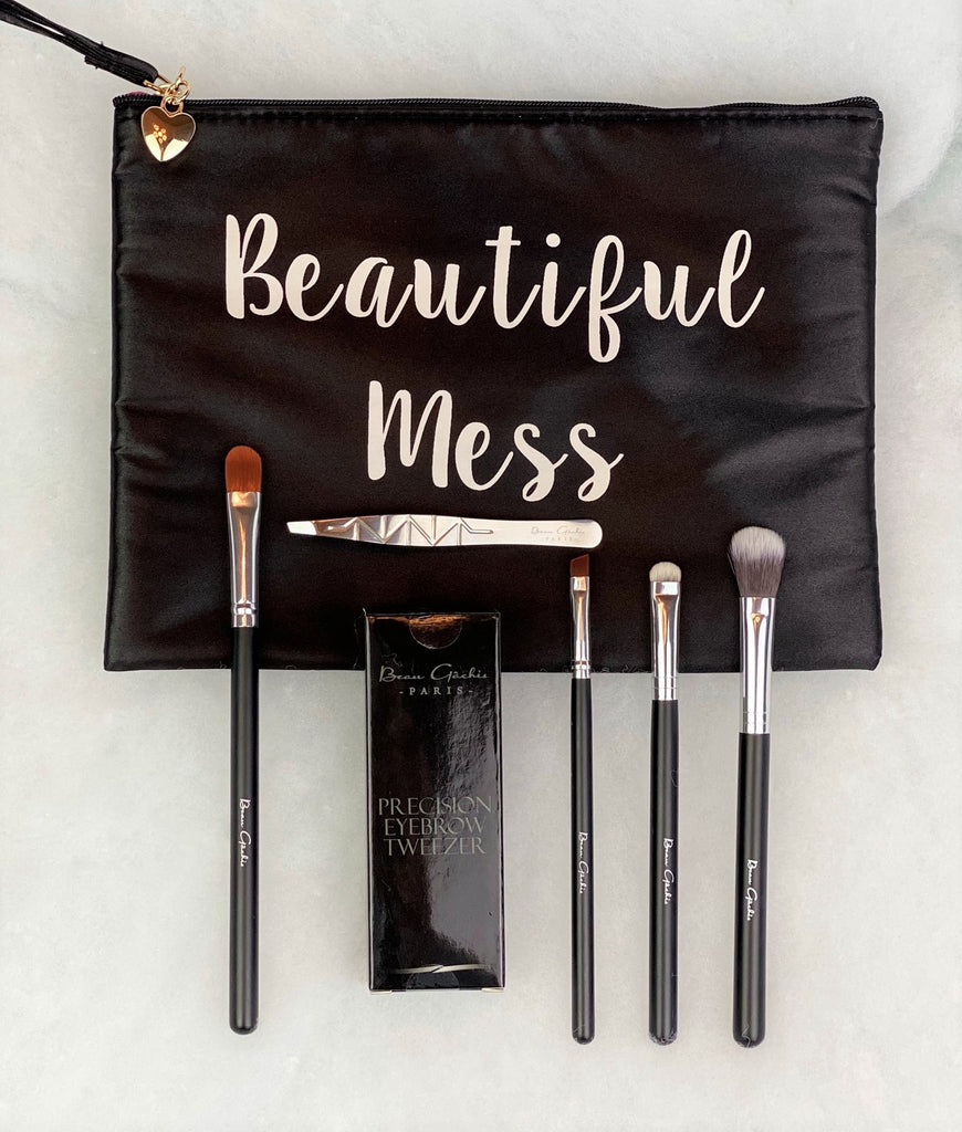 HOLIDAY BRUSH DEAL WITH FREE SATIN COSMETIC BAG AND PRECISION TWEEZER